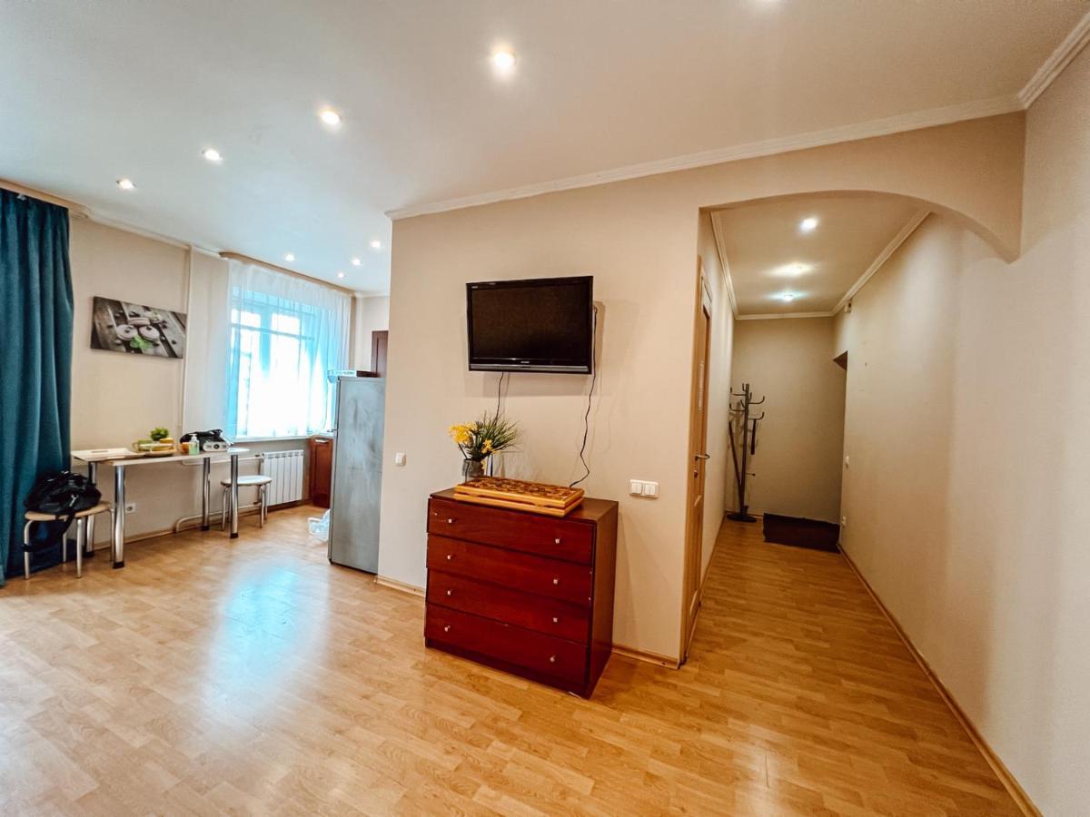 Apartment On Baseina Street Kyiv Exterior photo