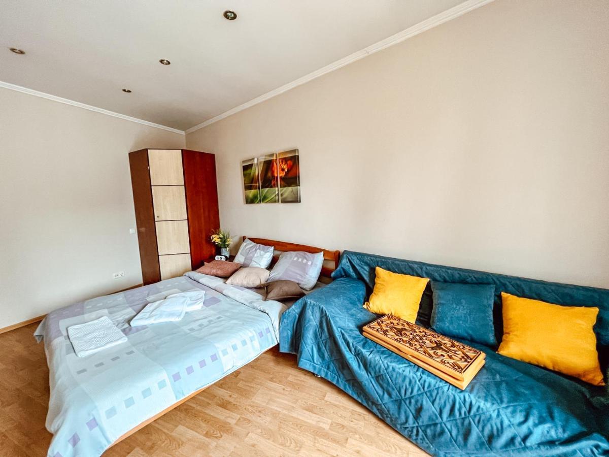 Apartment On Baseina Street Kyiv Exterior photo
